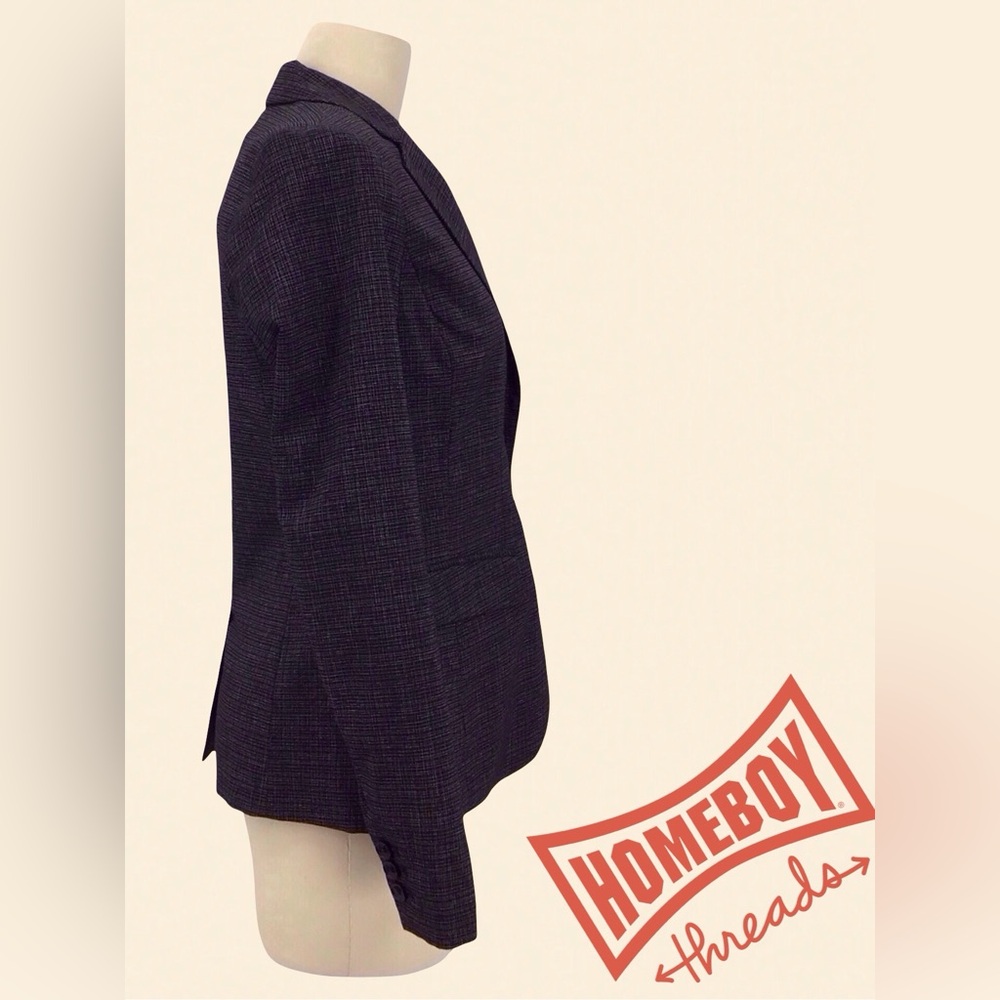 Women's Black Blazer, Size 8. - Picture 2 of 5